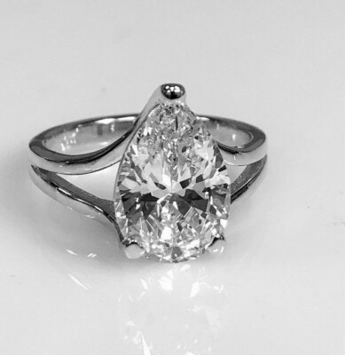 2.00Ct Simulated Diamond Pear Shape Solitaire Engagement/Anniversary Ring Silver