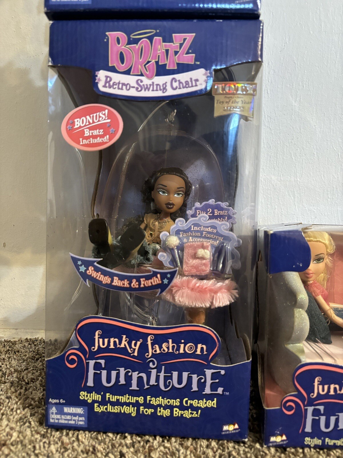 Bratz Cloe, Sasha, Jade, and Yasmin with Funky Fashion Furniture