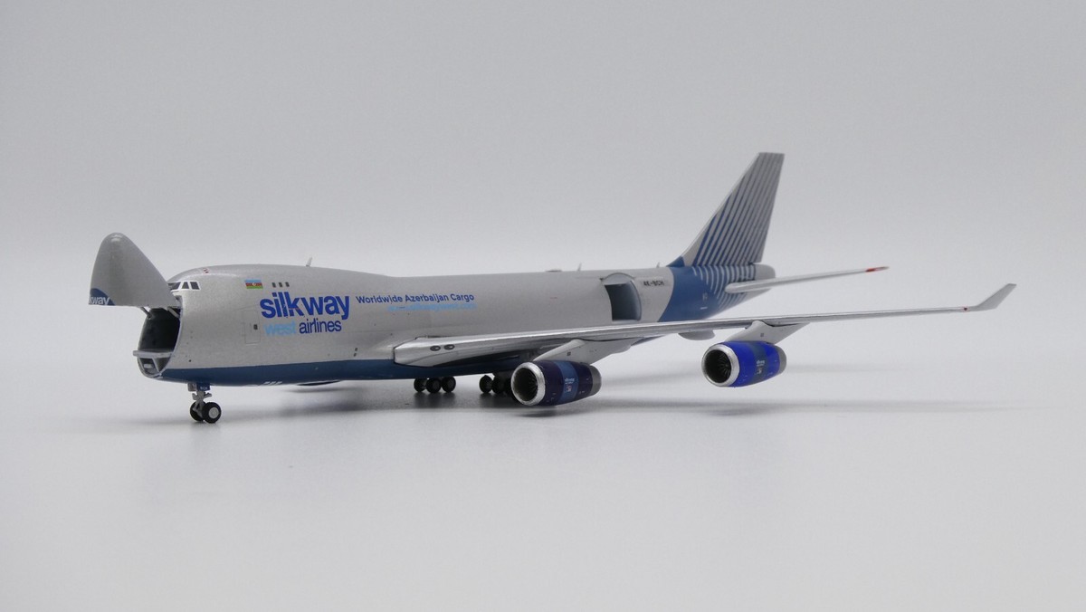 Silk Way West Airlines B747-400F 4K-BCH 1:400 JC Wings Interactive