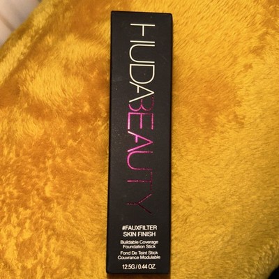 Huda Beauty Fauxfilter Skin Finish Foundation Stick ~ Peaches N' Cream 245B ~ NEU