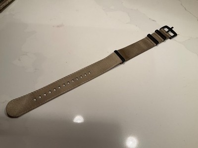 Heavy Duty Single-Piece Nylon  watch Strap   khaki / gold  |WB  20mm