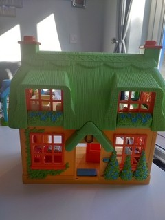 ELC Happyland Rose bud Cottage House