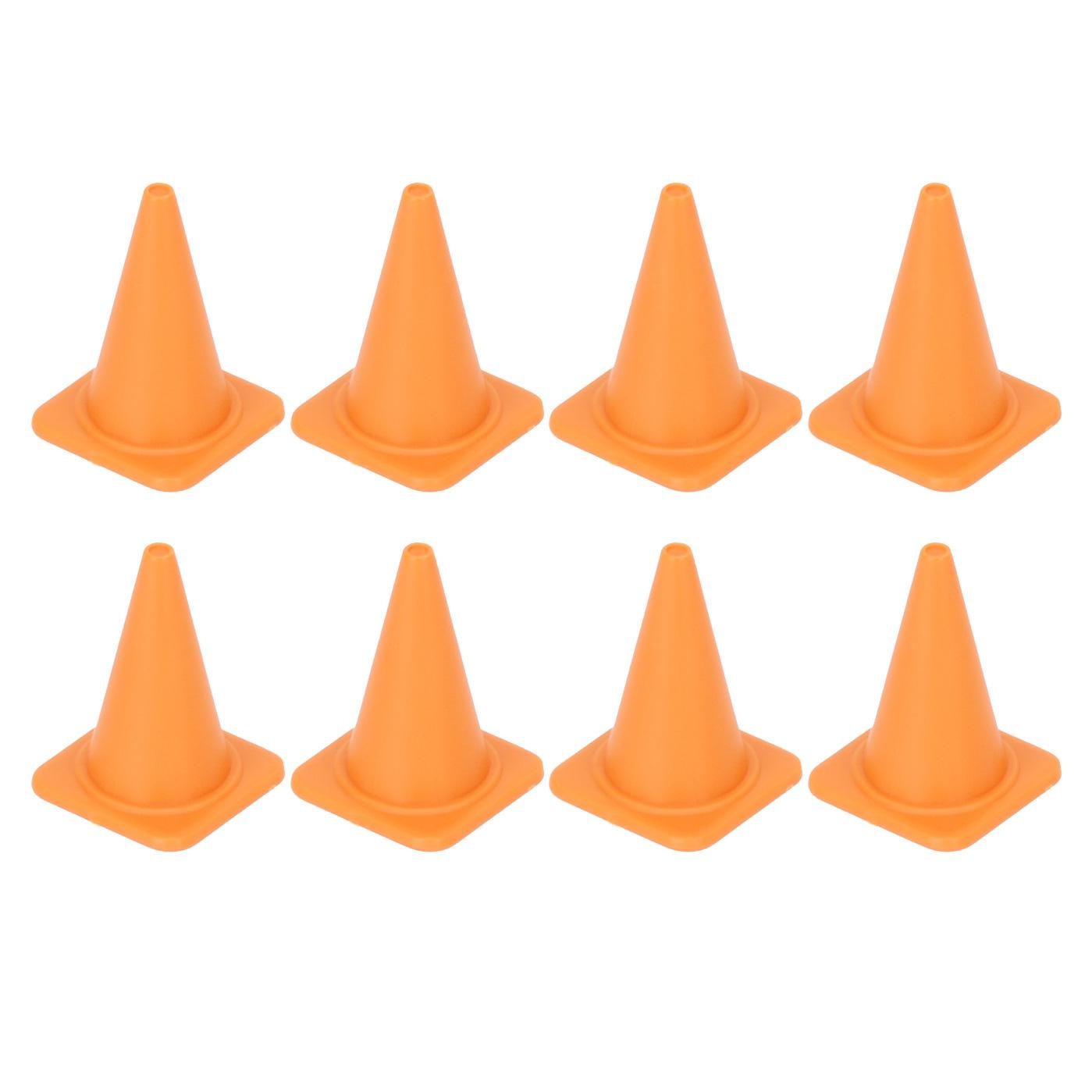 116 комплекта 8 строительных конусов Bruder 42400 2990₽