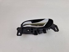 Porte avant et accessoires Nissan Pulsar