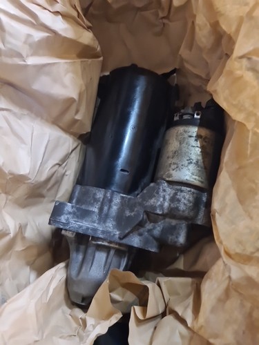 BOSCH ANLASSER STARTER 1,8kW passend für BMW E90 318d-335d E60 X3 E83 X5 E70 3.0