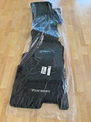 OEM 2022-2026 Hyundai Tucson Carpeted Floor Mats Rubber-backed. Black.NEW in Bag