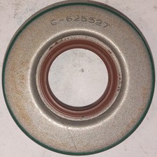 1 NEW SKF C-625527 RADIAL SHAFT SEAL NNB MAKE OFFER