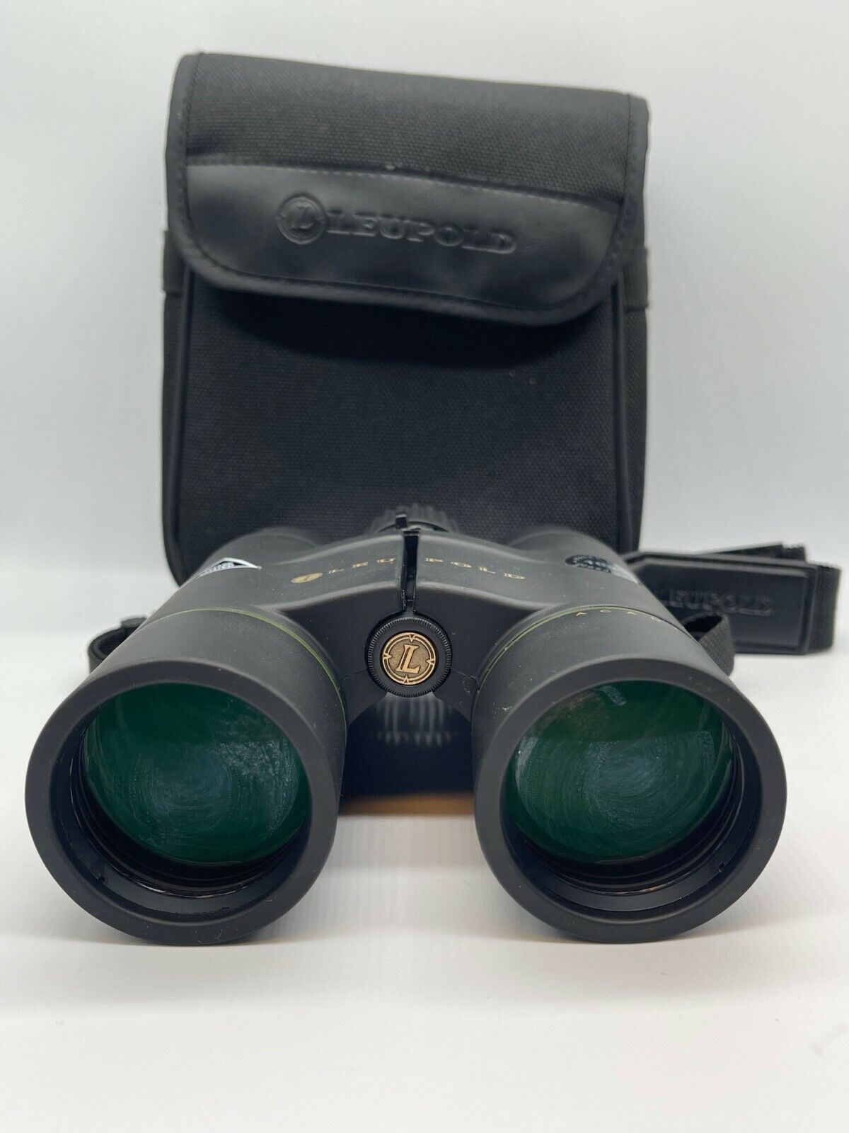 Leupold Acadia 10x42 Binoculars Black With Softcase & Strap 