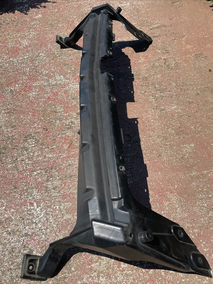 GM1041118 Front Center Bumper Cover Support Fits 2007-2012 GMC Acadia Foto 3 de 4