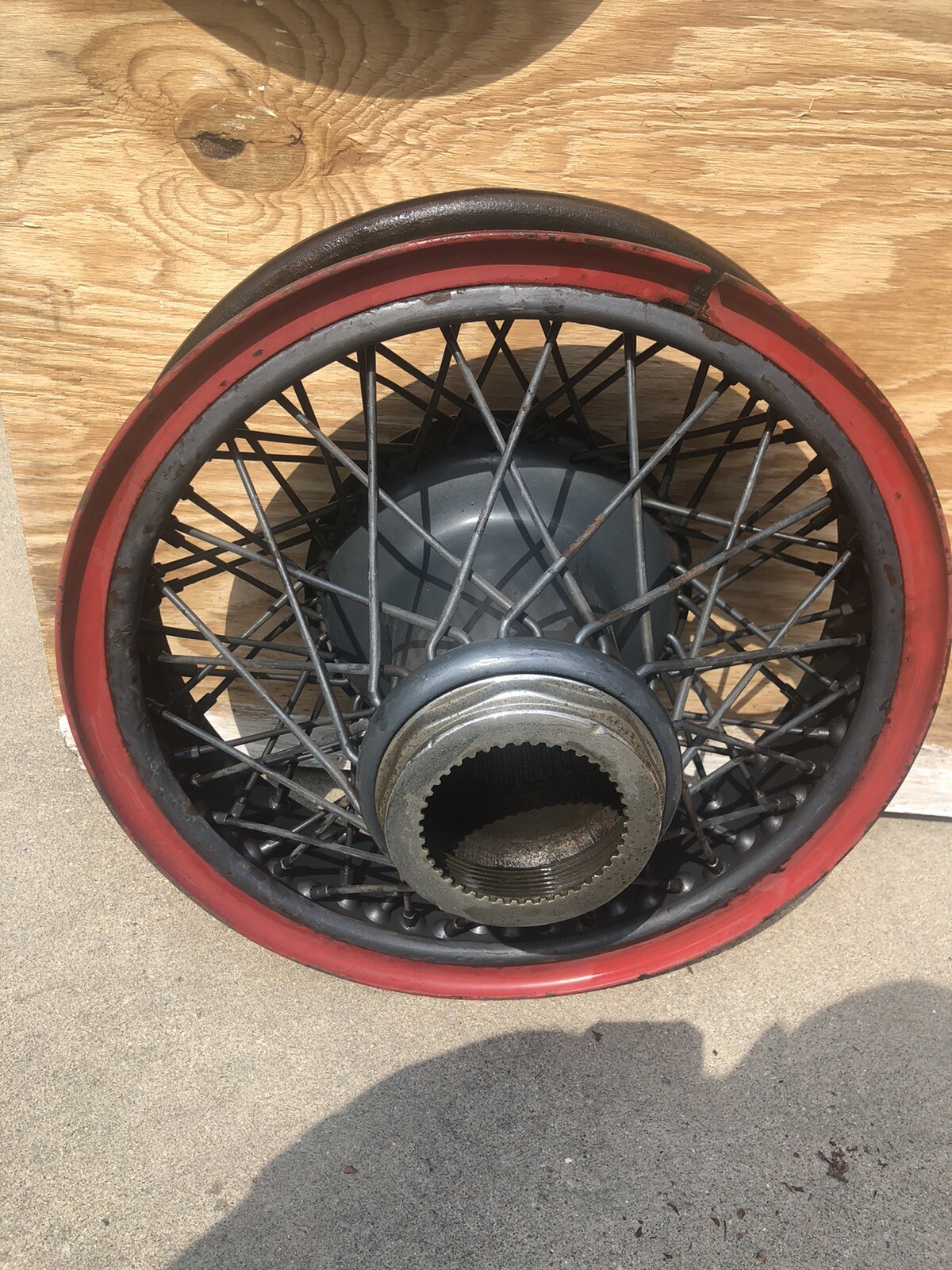 Rolls Royce Phantom I Wheel . OEM Very good condition. Original Paint