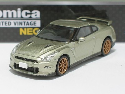 Tomytec Tomica Limited Vintage Neo LV-N316a GT-R T-spec 2024 Millennium Jade