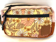 Trek Light Gear Waist Pack Bag Adjustable Floral Women's NWT