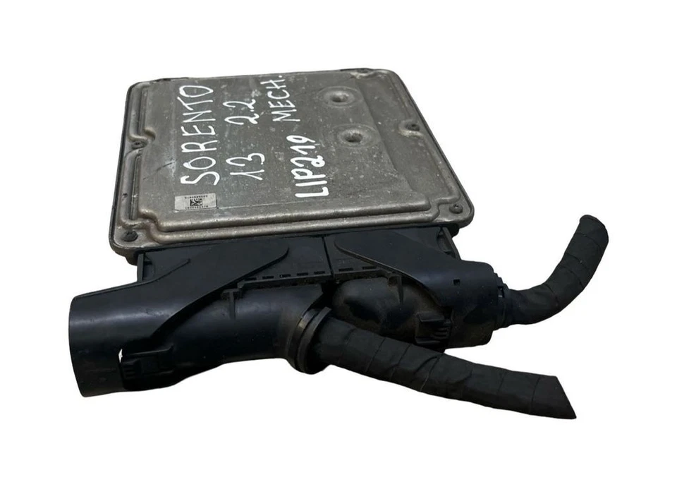 KIA Sorento 2013 391012F850 Engine control unit module ECU EVA63397 - Image 3 of 4