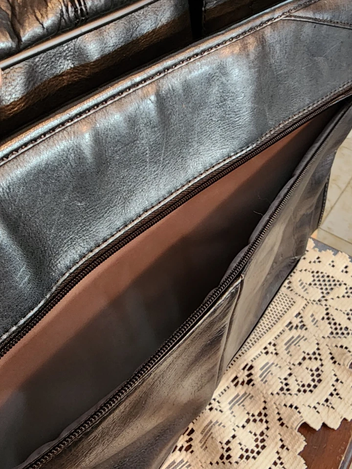 Check Fast By Solo 17.3 Pulgadas Rodante Laptop Negro Maletín Correa para el Hombro  Foto 3 de 4