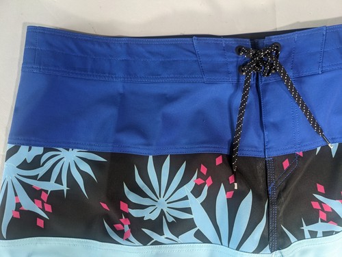 NEW SIZE 38 Men's Billabong Tribong Pro Boardshorts Polyester 9"I Blur Floral - Picture 2 of 8