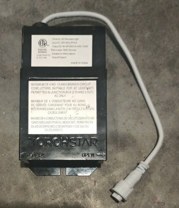 Controlador Torchstar para atenuador Triac regulable con luz empotrada LED 12V 60Hz PF 09 105w Foto 2 de 4