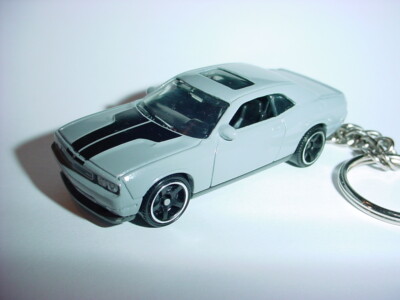 COMPATIBLE WITH DODGE CHALLENGER SRT8 CUSTOM KEYCHAIN keyring key HEMI matchbox
