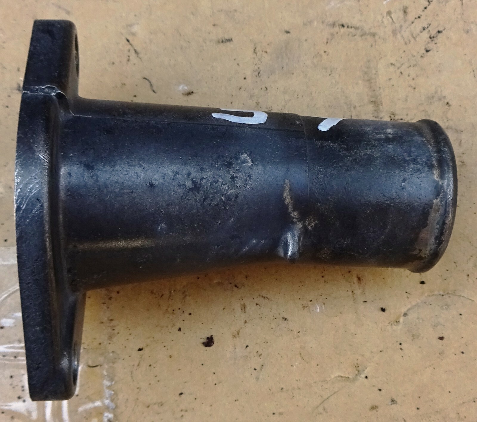 TOYOTA HILUX HIACE ENGINE 4Y 3Y 2Y 1Y WATER OUTLET THERMOSTAT HOUSING