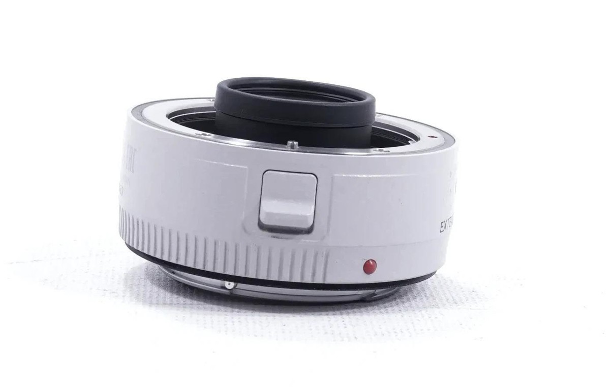 Canon EF 1.4x III Extender for Canon EF Lens - Free Shipping Canon EF 1.4x III Extender for Canon EF Lens - Free Shipping