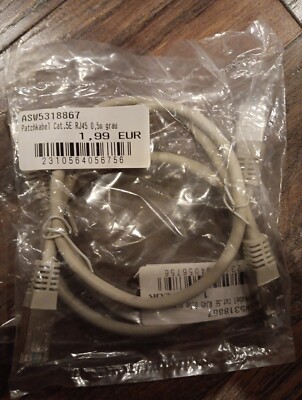Digital Data Communications Patch-Kabel - RJ-45 (M) Cat.5e SF/UTP 1.5m beige