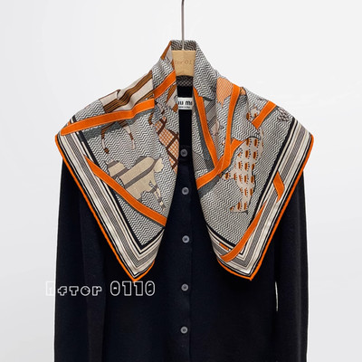 75% Cashmere 25% Silk Black horse double side printed square Wrap shawl 63X63cm