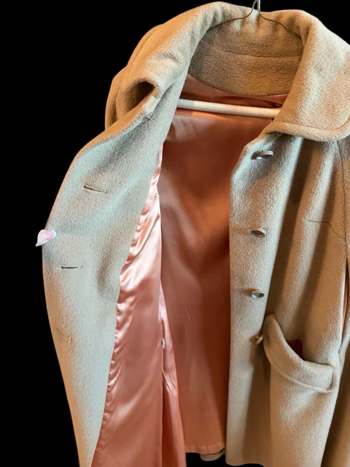 Vtg Pendleton Wool Cape Poncho Cloak One Size Tan Carmel Button ArmSlit USA TAGS - Image 3 of 4