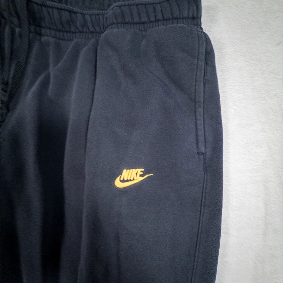 Pantalones deportivos Nike negros logotipo dorado cintura elástica cordón talla XXL Foto 3 de 4