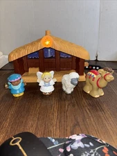 2002 Little People Nativity Stable Animals TESTED WORKING Christmas Not Complete