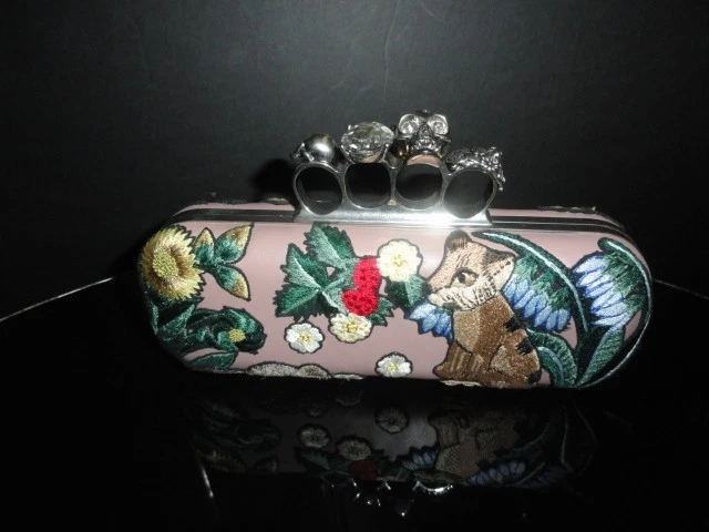 Bolso de mano Alexander McQueen de cuero bordado Foto 4 de 4