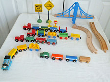 Thomas the train wood lot of 32 pieces accessories engine cars track signs Brio