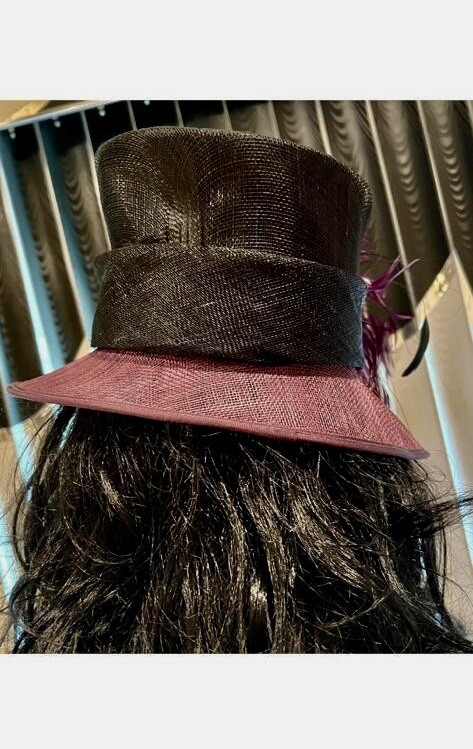 STUNNING WOMEN STRAW HAT BY EMMA.B FROM ENGLAND MAUVE/BLACK 