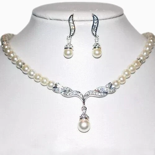 Silver Gold Crystal And Pearl Sparkling Rhinestone Wedding Necklace Earring Set - Image 3 of 4