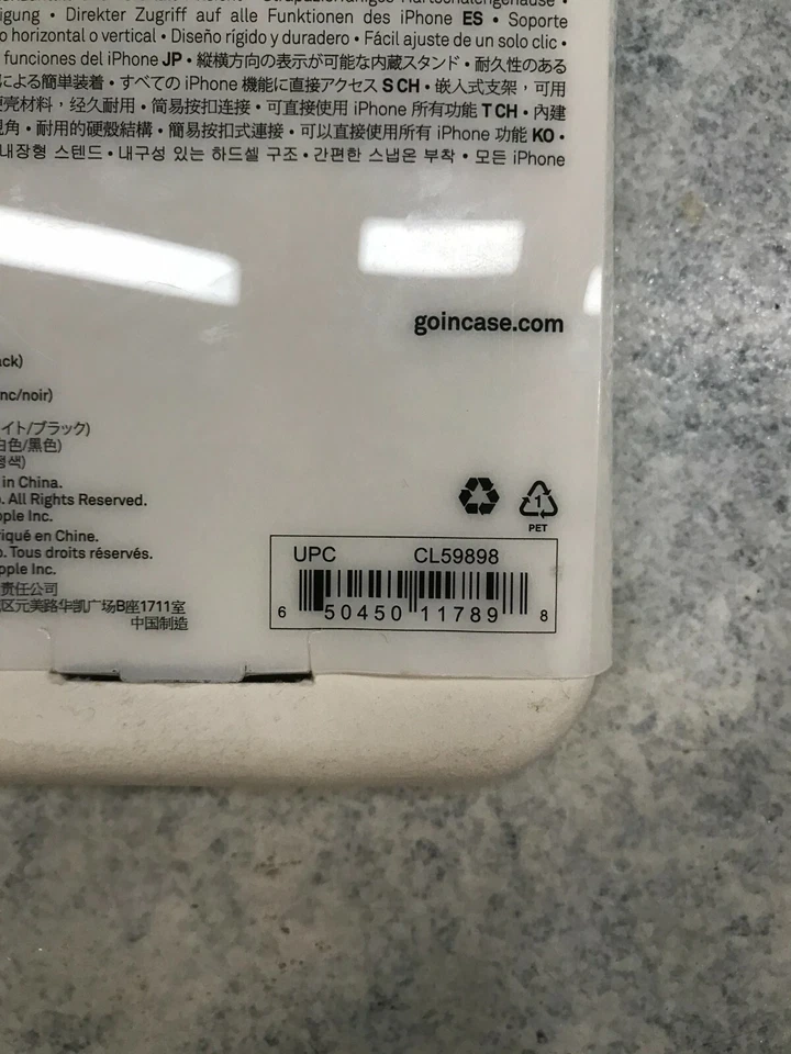 New Incase CL59898 Snap Hard Case for Apple iPhone 4S/4  White Black with Stand - Image 3 of 4