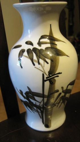 China Vase White Literate Bamboo Painting - Picture 1 of 12