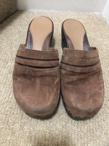 clarks clogs uk