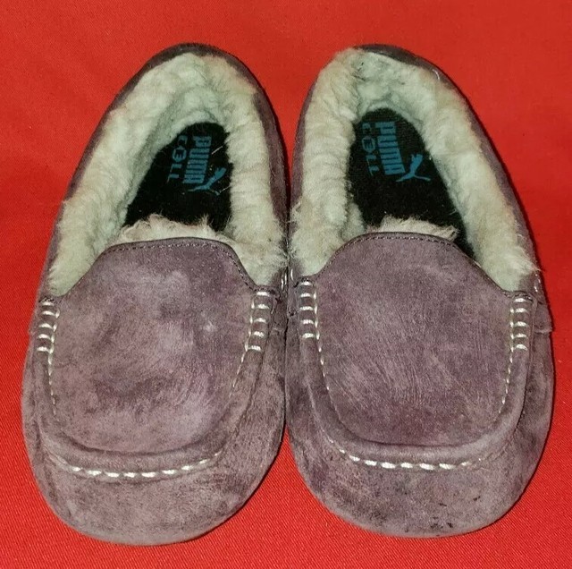 light purple uggs slippers