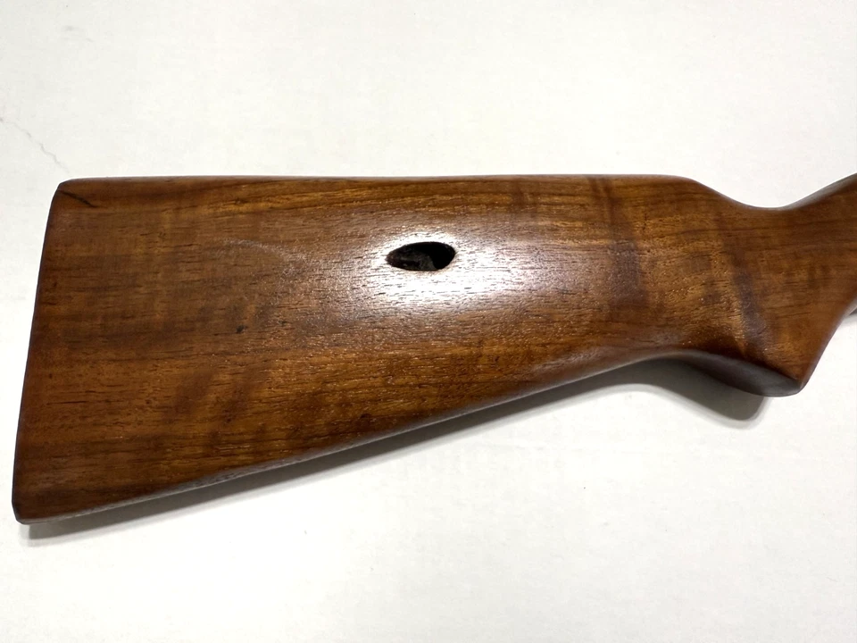 Winchester 74 Stock 22 LR Madera de Nogal Original con Acabado al Aceite Nuevo Foto 2 de 4
