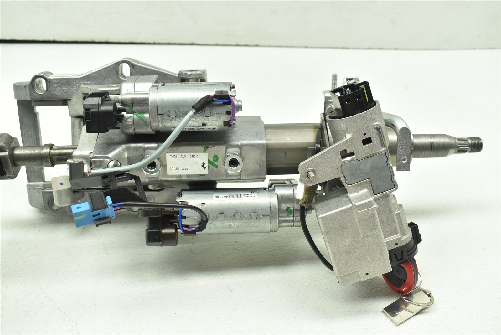 2010 Ferrari California Steering Column with Key Ignition 