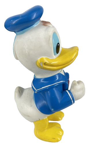 WALT DISNEY DONALD DUCK 8.5" Figure Vinyl Made in Japan VINTAGE