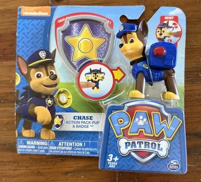 Spin Master PAW Patrol Chase Transforming Action Figure with Badge. Dog. NIB