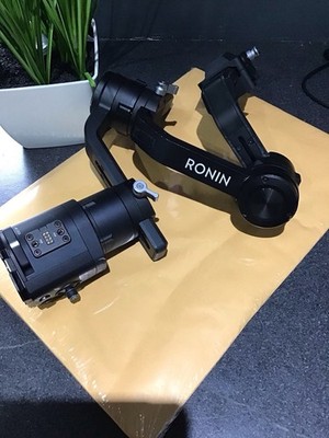DJI Ronin-S RS1 Gimbal for DSLR and Mirrorless Cameras. %100 Genuinely Untested