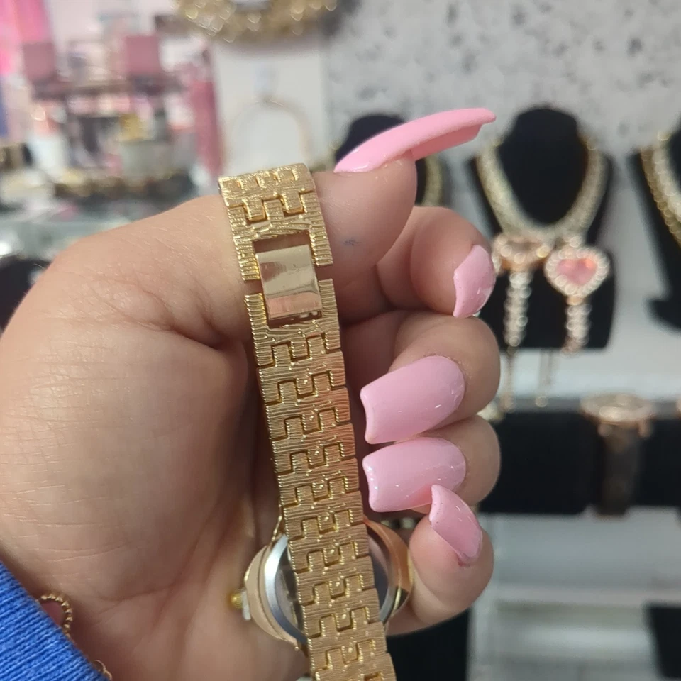 New Gold Watch  - Image 4 of 4