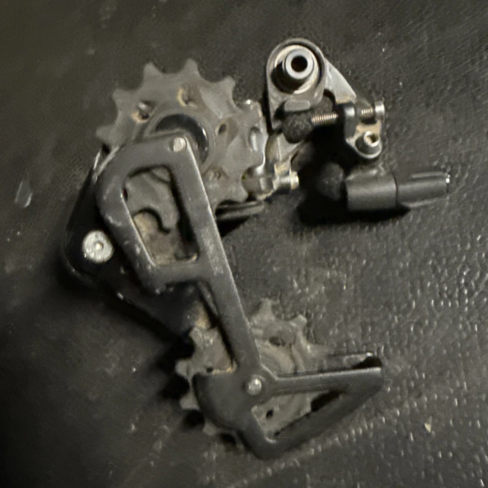 SRAM Force 1 Rear Derailleur for 1x11 Speed Black Long Cage - Image 4 of 4