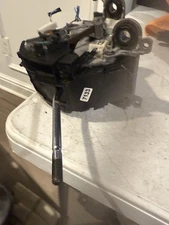 2004-2010 Toyota Sienna Automatic Transmission Shifter Assembly  33560-08010 OEM