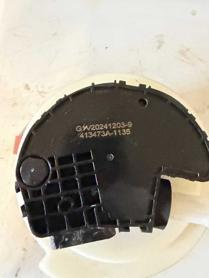 Bomba de fluido de escape diésel Canyon Colorado Cruze 2016-20 84526247* para GM DEF Foto 2 de 4