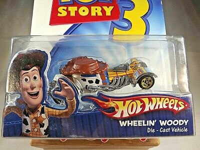 2010 Hot Wheels DISNEY PIXAR TOY STORY 3 WHEELIN' WOODY Character