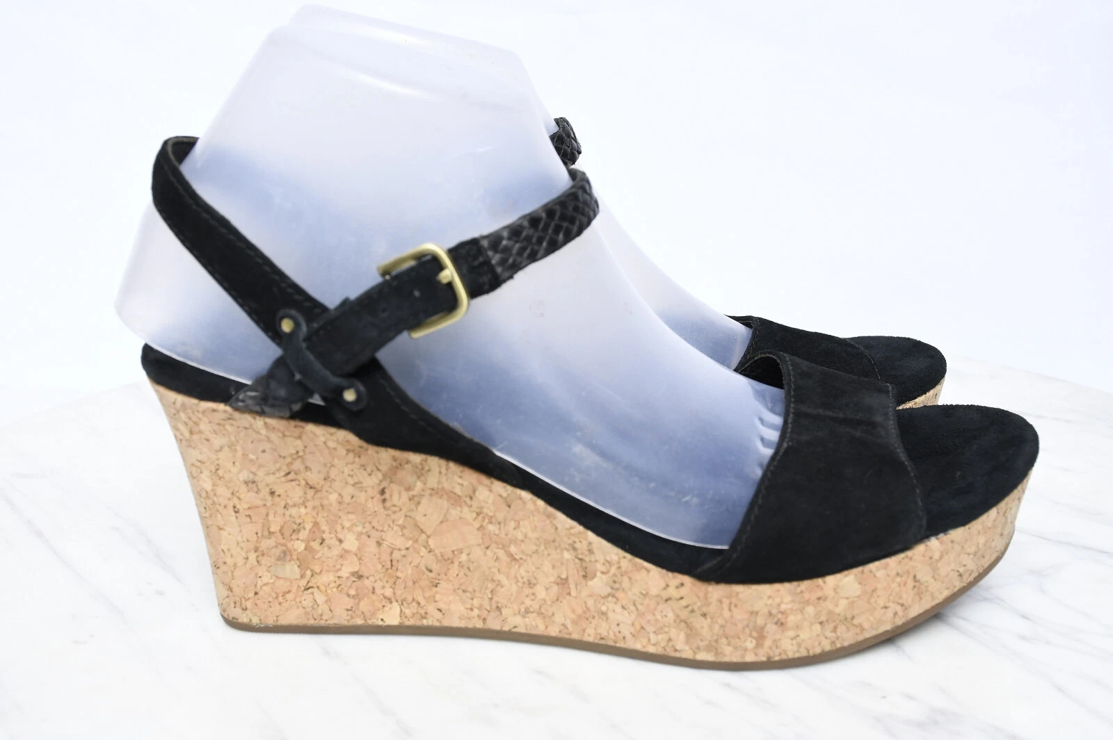 Sandali donna Ugg D'Alessio neri scamosciati sughero zeppa plateau cinturino alla caviglia tg 9