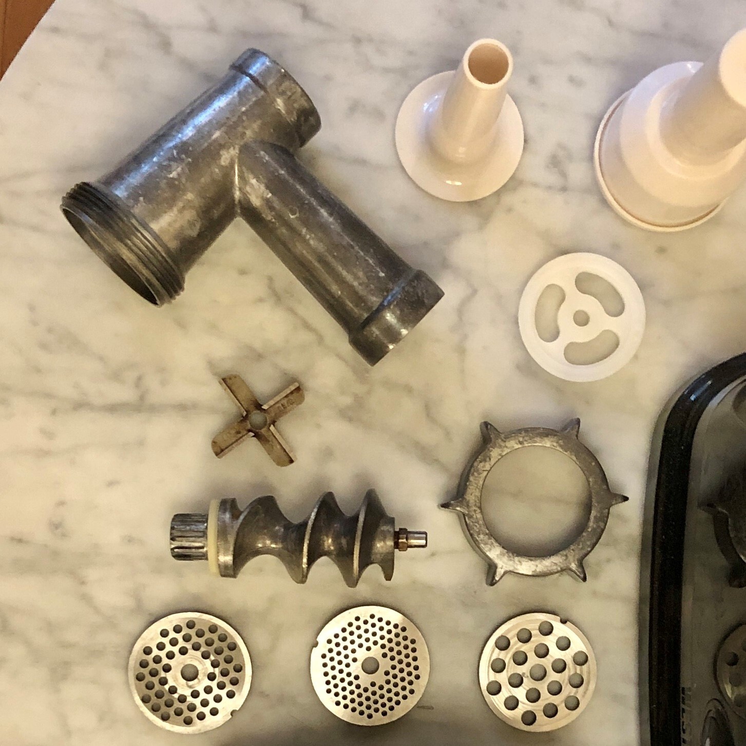 Weston 8 Electric Meat Grinder and Sausage Stuffer 575 Watts eBay