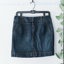 Tommy Hilfiger Denim Skirt Size 4 Dark Wash Stretch Logo Hardware 33 Waist