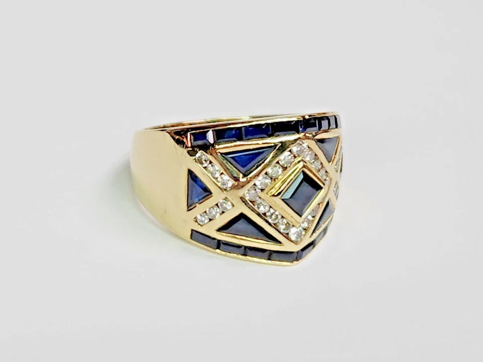 Кольцо с геометрическим каналом из 18-каратного золота с натуральным сапфиром и бриллиантом LEVIAN размер 7,75 - Изображение 4 из 4